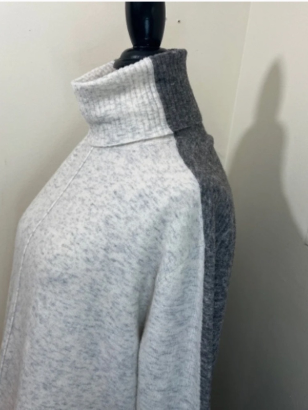 NWT Athleta Transit Extra Fine Merino Wool Blend Grey Turtleneck Sweater SizeS-L